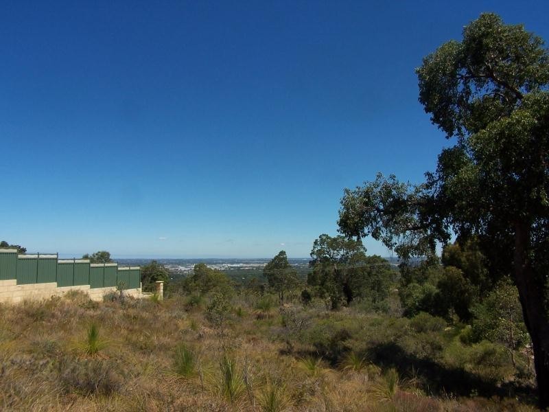 12 Panoramic Terrace, Kalamunda WA 6076