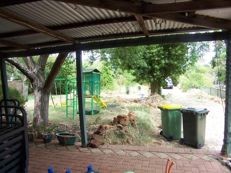 27 Alpine Road, Kalamunda WA 6076