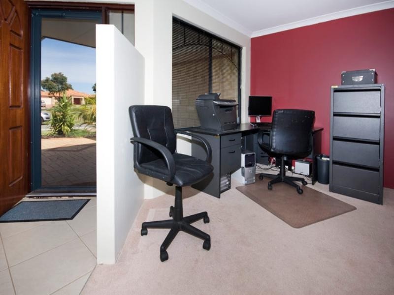 28 Cedar Way, Forrestfield WA 6058