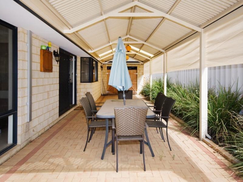 28 Cedar Way, Forrestfield WA 6058