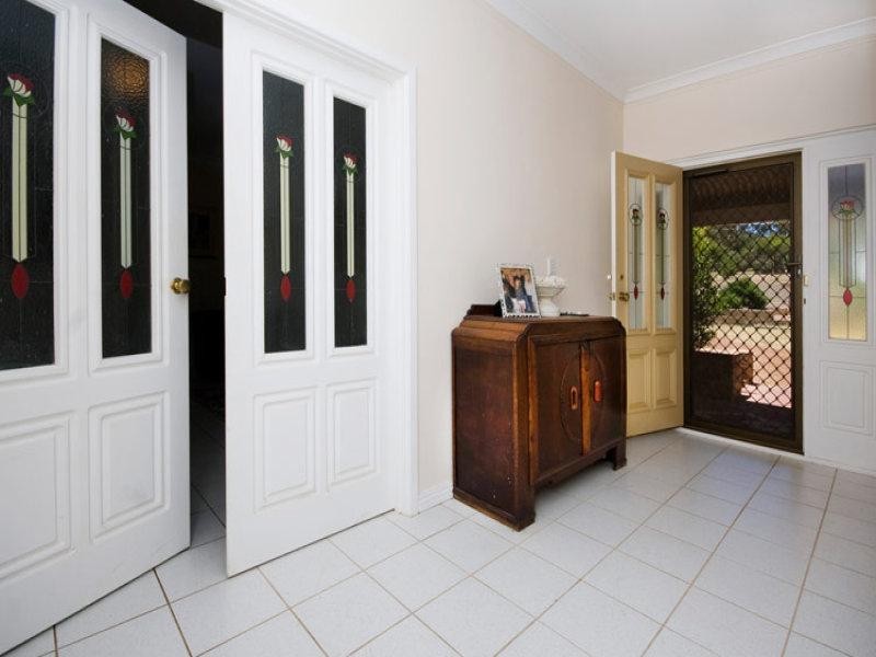 35 John Farrant Drive, Gooseberry Hill WA 6076