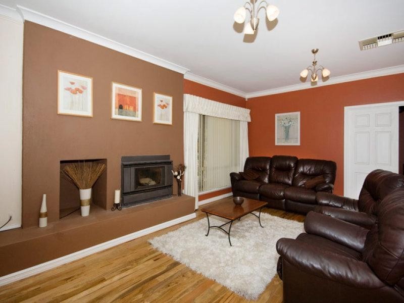 35 John Farrant Drive, Gooseberry Hill WA 6076