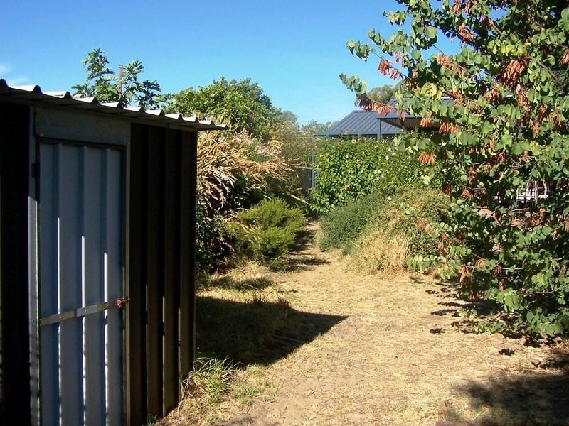 3 Woronora Close, Maida Vale WA 6057