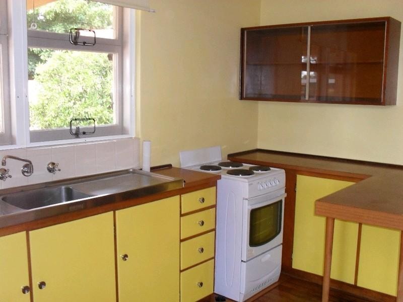 4 McNess Road, Kalamunda WA 6076