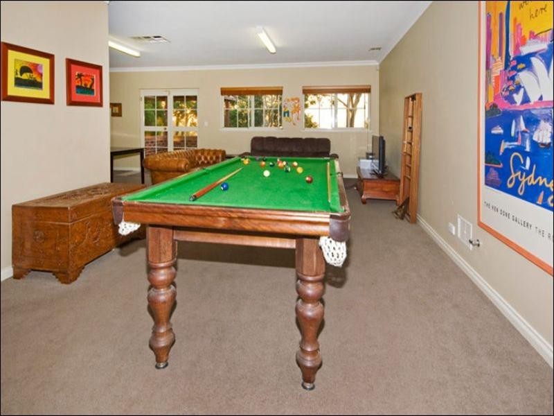 33 George Road, Lesmurdie WA 6076