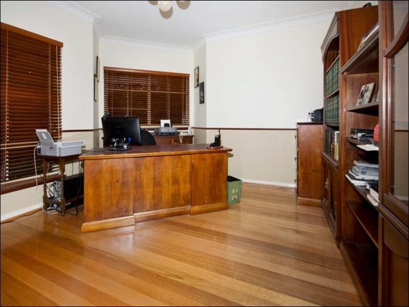 33 George Road, Lesmurdie WA 6076