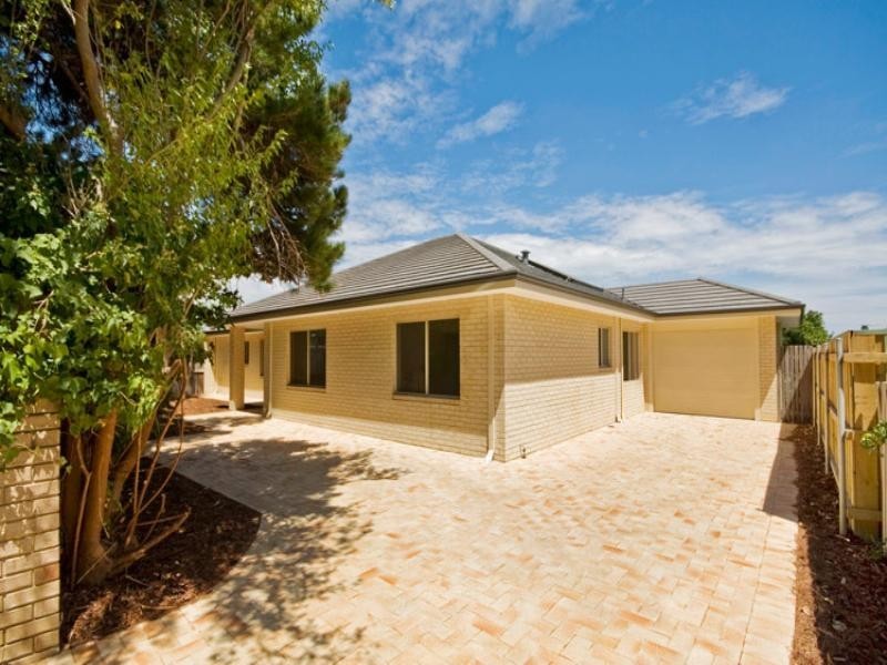 1/26 Canning Road, Kalamunda WA 6076