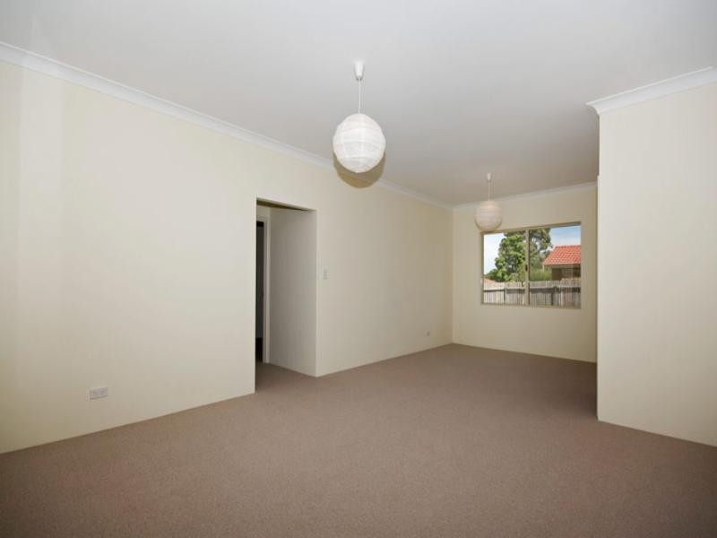 1/26 Canning Road, Kalamunda WA 6076