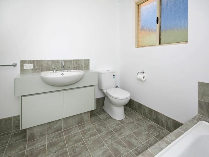 1/26 Canning Road, Kalamunda WA 6076