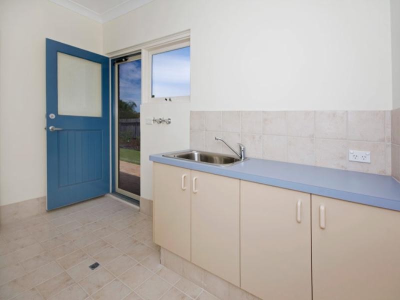 1/26 Canning Road, Kalamunda WA 6076