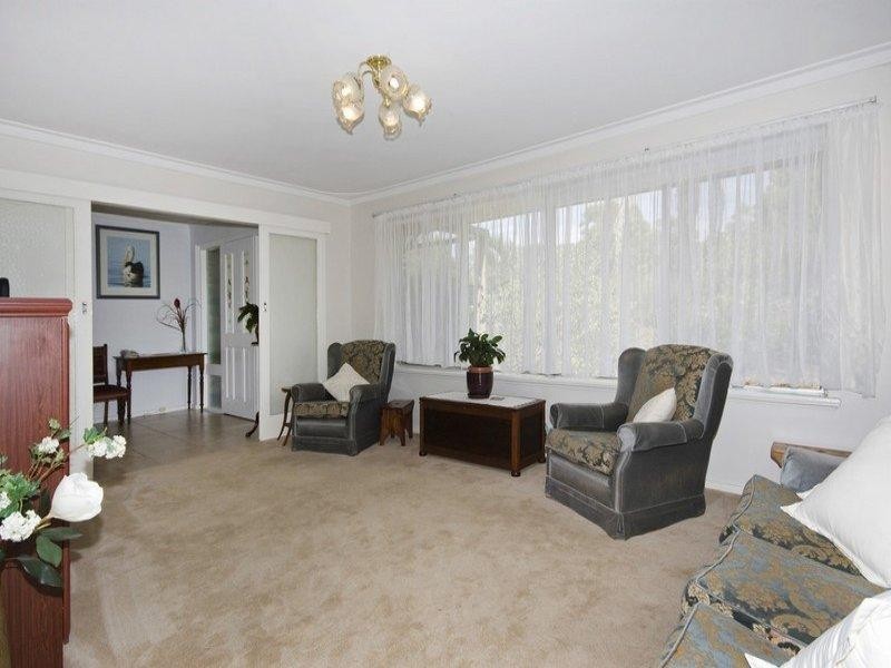 4 Connor Road, Lesmurdie WA 6076