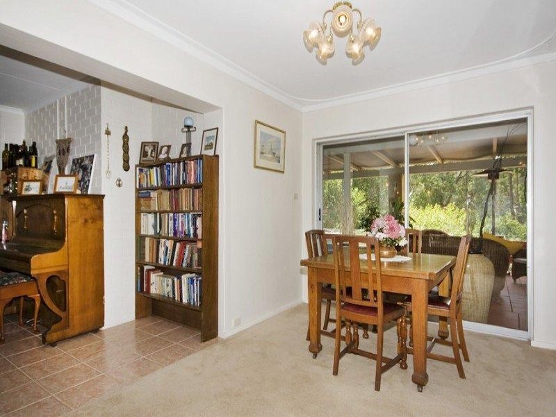 4 Connor Road, Lesmurdie WA 6076