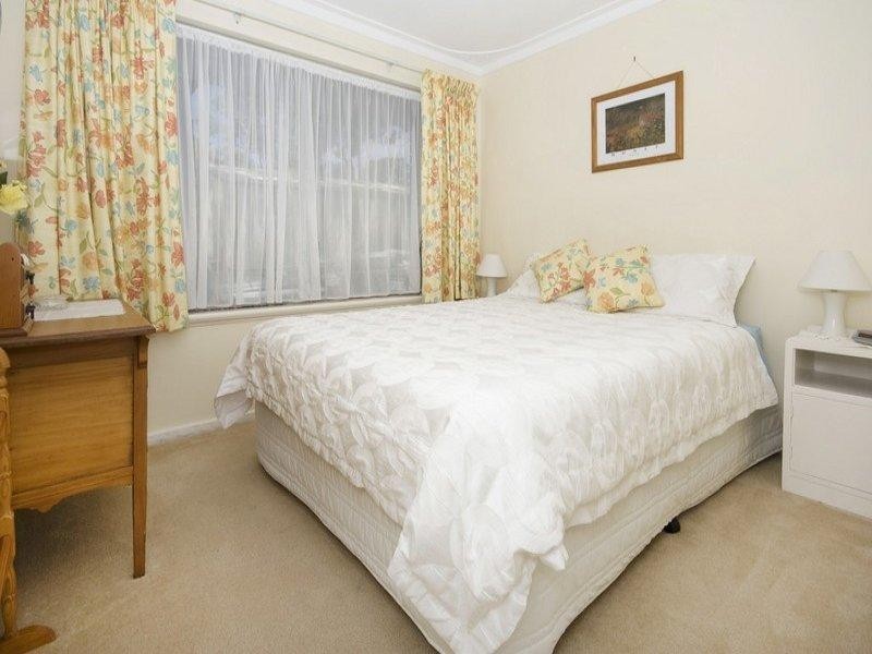 4 Connor Road, Lesmurdie WA 6076