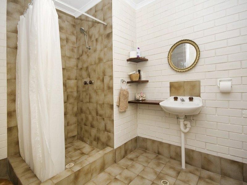 4 Connor Road, Lesmurdie WA 6076