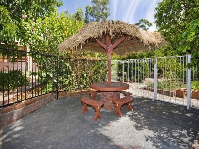 4 Connor Road, Lesmurdie WA 6076