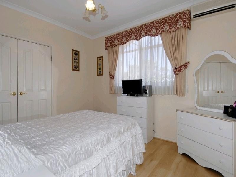 32 Gray Road, Gooseberry Hill WA 6076