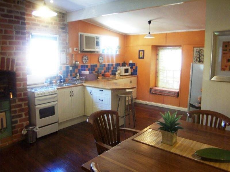 35 Macartney Street, York WA 6302