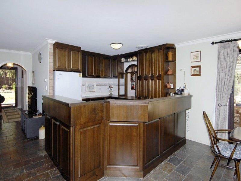 68 Valcan Road, Orange Grove WA 6109