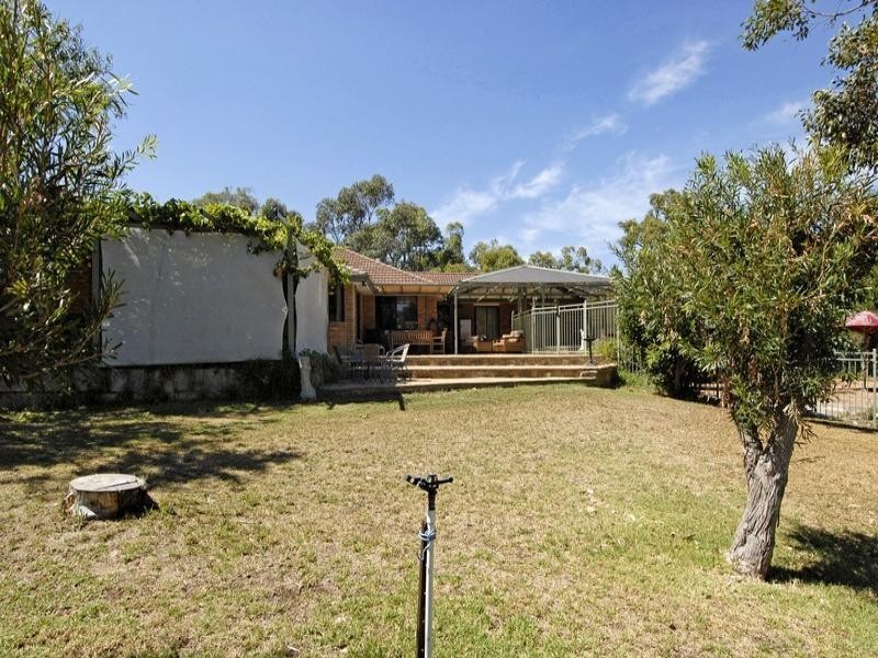 68 Valcan Road, Orange Grove WA 6109