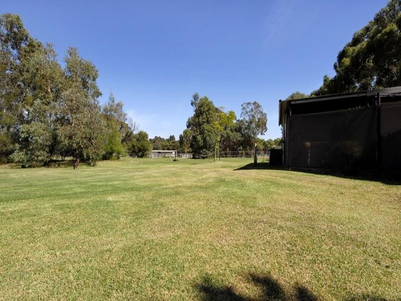 68 Valcan Road, Orange Grove WA 6109