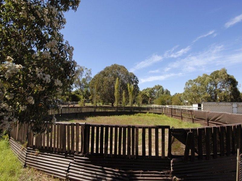 68 Valcan Road, Orange Grove WA 6109