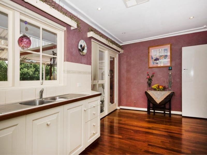 28 Betti Road, Kalamunda WA 6076