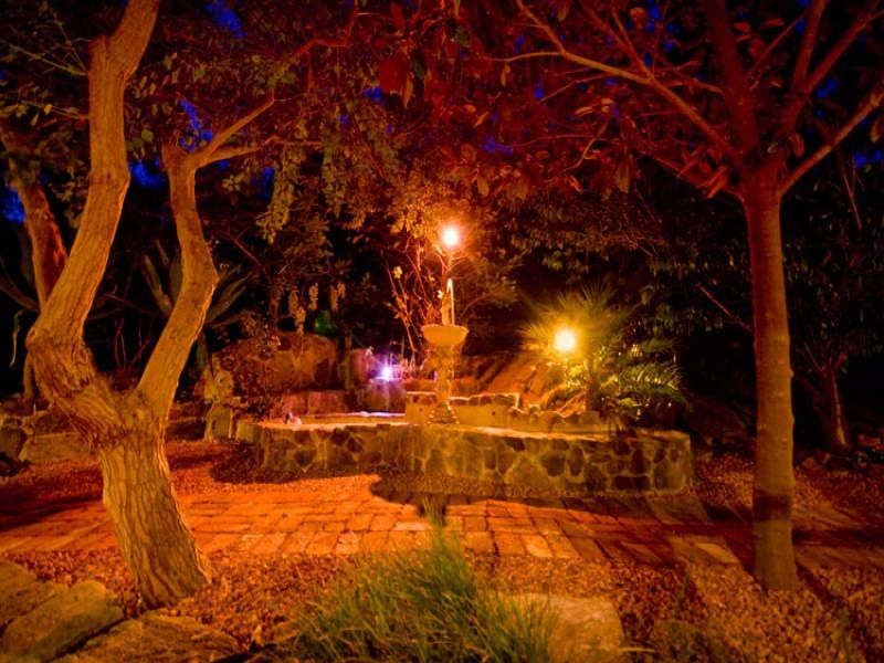 2 Hillside Crescent, Gooseberry Hill WA 6076