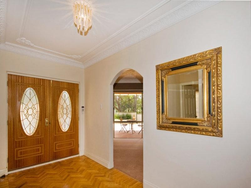 7 Valley Road, Kalamunda WA 6076