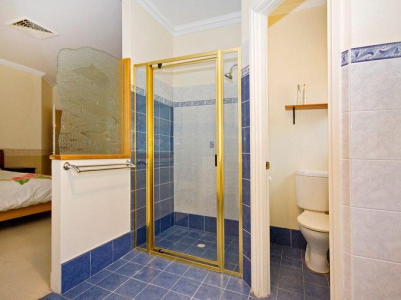 7 Valley Road, Kalamunda WA 6076