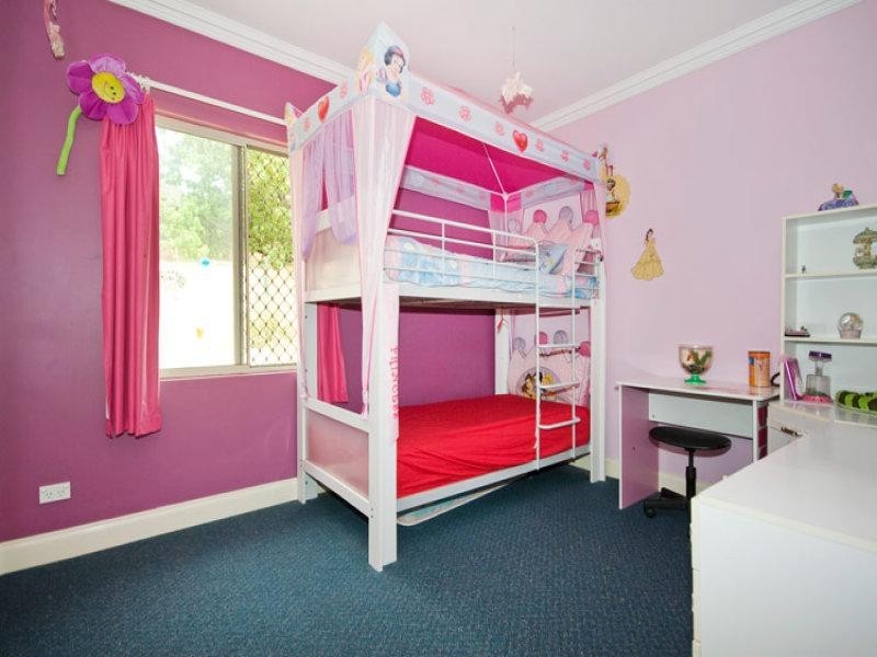 7 Valley Road, Kalamunda WA 6076