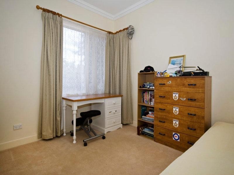 7 Valley Road, Kalamunda WA 6076