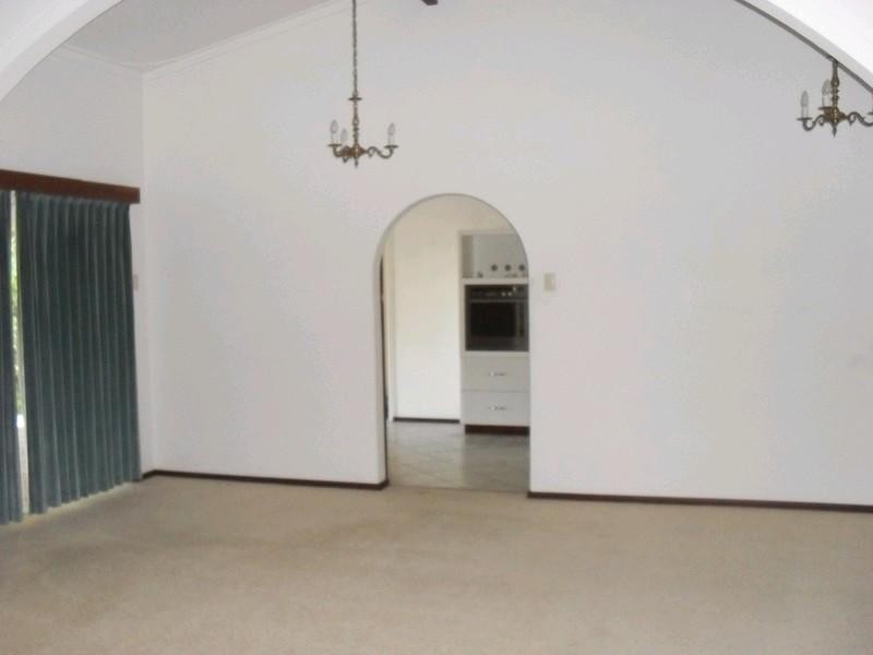 158 Williams Road, Gooseberry Hill WA 6076