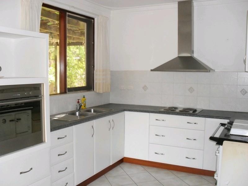 158 Williams Road, Gooseberry Hill WA 6076