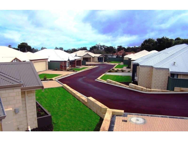 98 Canning Road, Kalamunda WA 6076