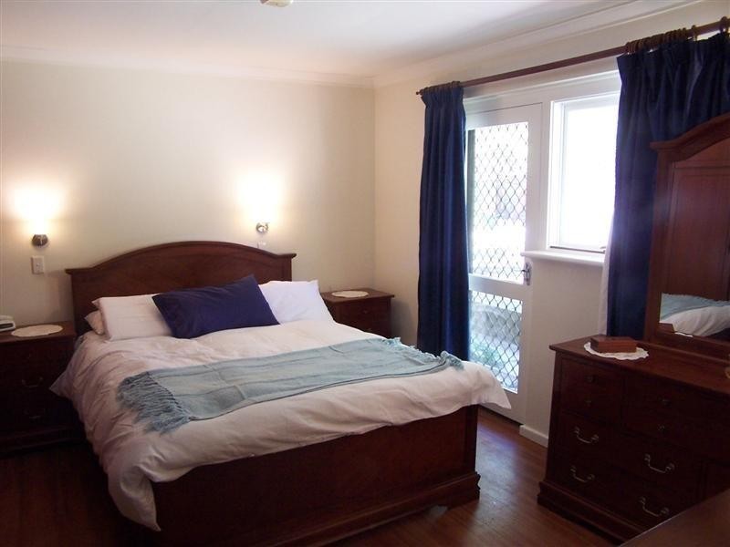 5 Standen Court, Kalamunda WA 6076