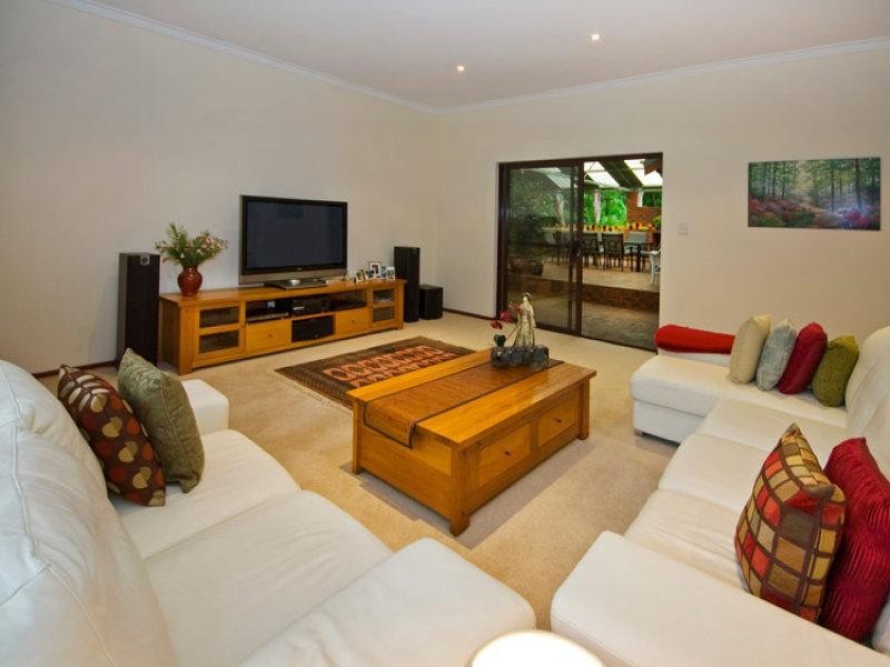 28 West Terrace, Maida Vale WA 6057