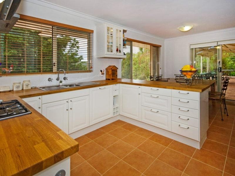 38 First Avenue, Bickley WA 6076