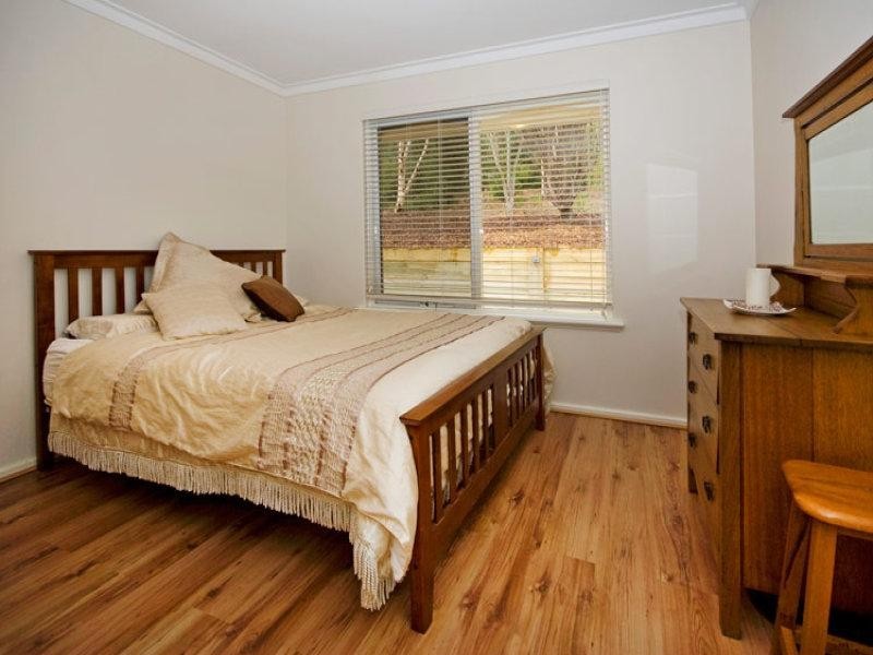 38 First Avenue, Bickley WA 6076