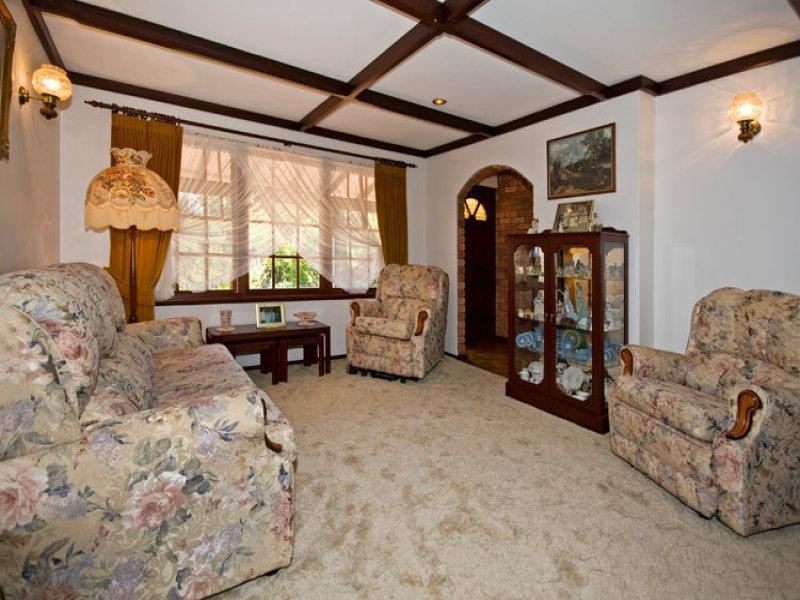 61 Heath Road, Kalamunda WA 6076