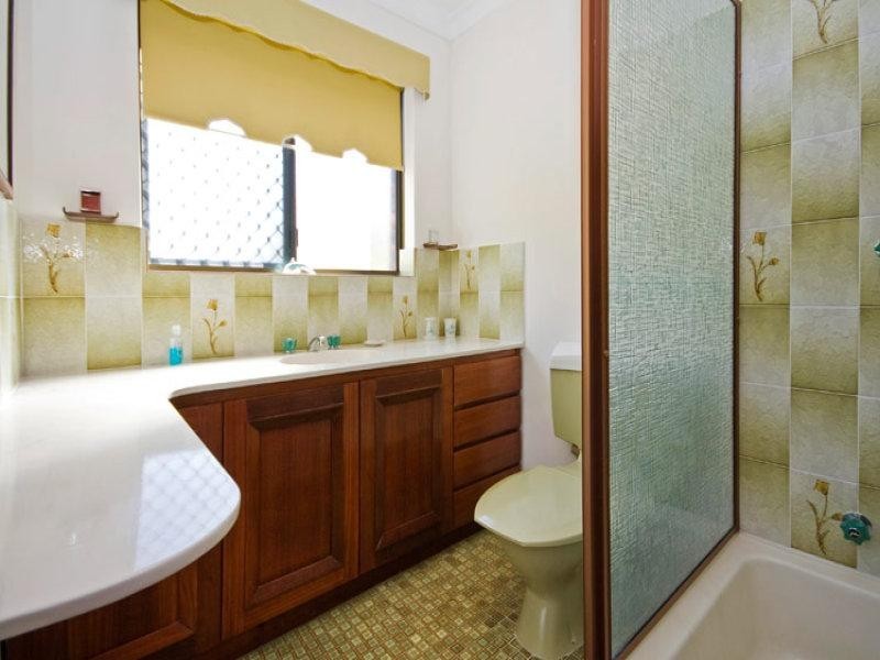 61 Heath Road, Kalamunda WA 6076