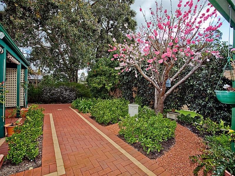 11 Brigid Close, Lesmurdie WA 6076