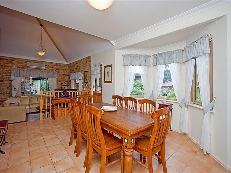 11 Brigid Close, Lesmurdie WA 6076