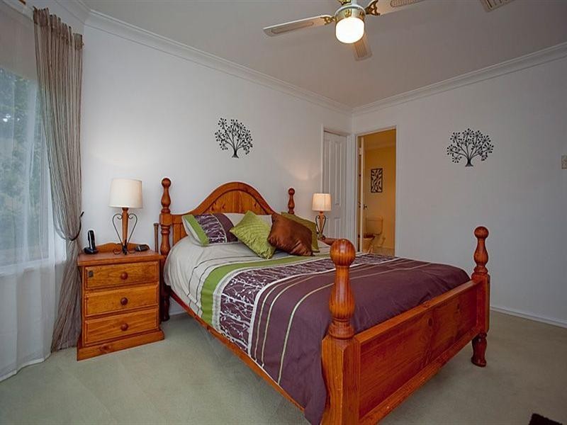 11 Brigid Close, Lesmurdie WA 6076