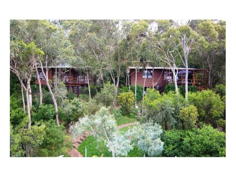 13 Graelou Road, Lesmurdie WA 6076