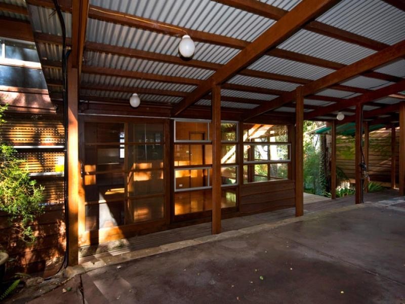 13 Graelou Road, Lesmurdie WA 6076