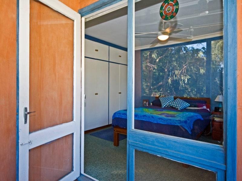 16 Gunbar Way, Kalamunda WA 6076