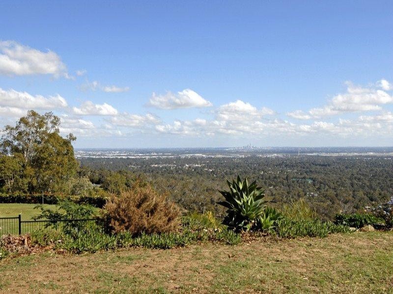 54 Kalamatta Way, Gooseberry Hill WA 6076