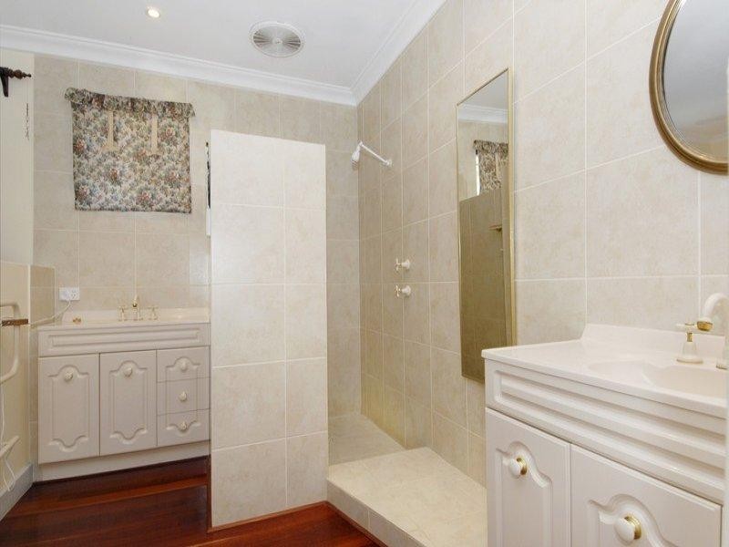 54 Kalamatta Way, Gooseberry Hill WA 6076