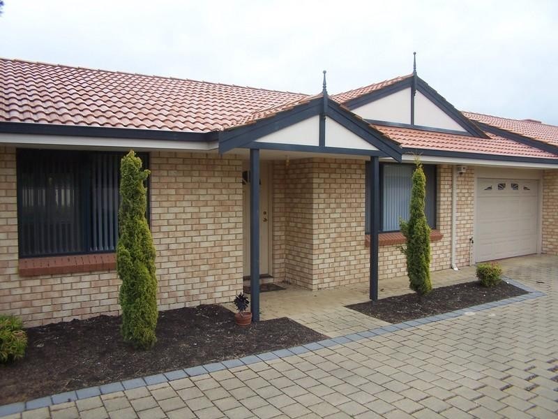 2/26 James Street, Cannington WA 6107