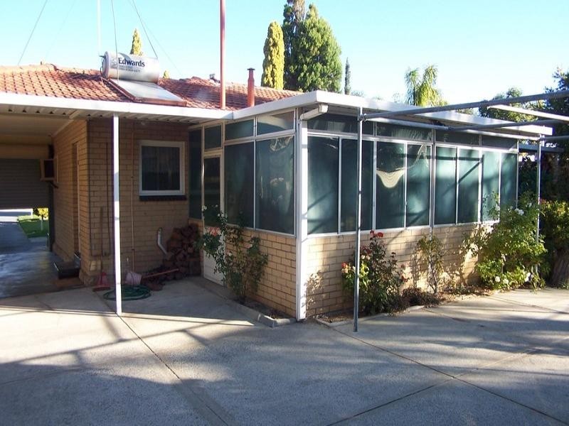 14 Connaught Street, Forrestfield WA 6058